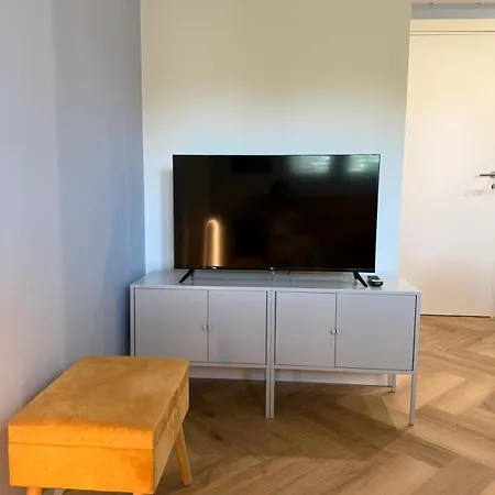 Apartment Pop House